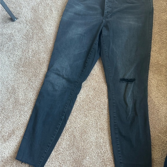 Kut from the Kloth Button Fly Denim - Picture 3 of 6